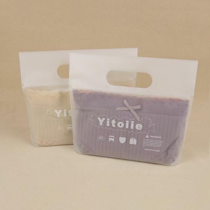 Drukowanie na zamówienie Ekologiczne plastikowe torebki z zamknięciem zamkniętym z rękojeścią do odzieży 4