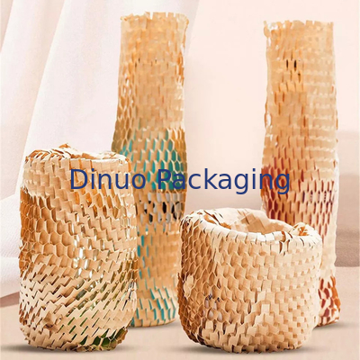 Pulpa drzewna Biodegradowalny papier pakowy o strukturze plastra miodu Amortyzacja Ochronna kulka o strukturze plastra miodu