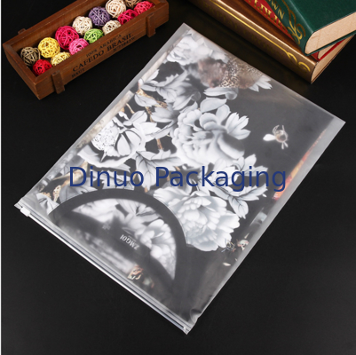 Zastosowany rozmiar CPE worki z zamkiem Matte Frosted Packing Bags With Ziplock Closure For Shipping